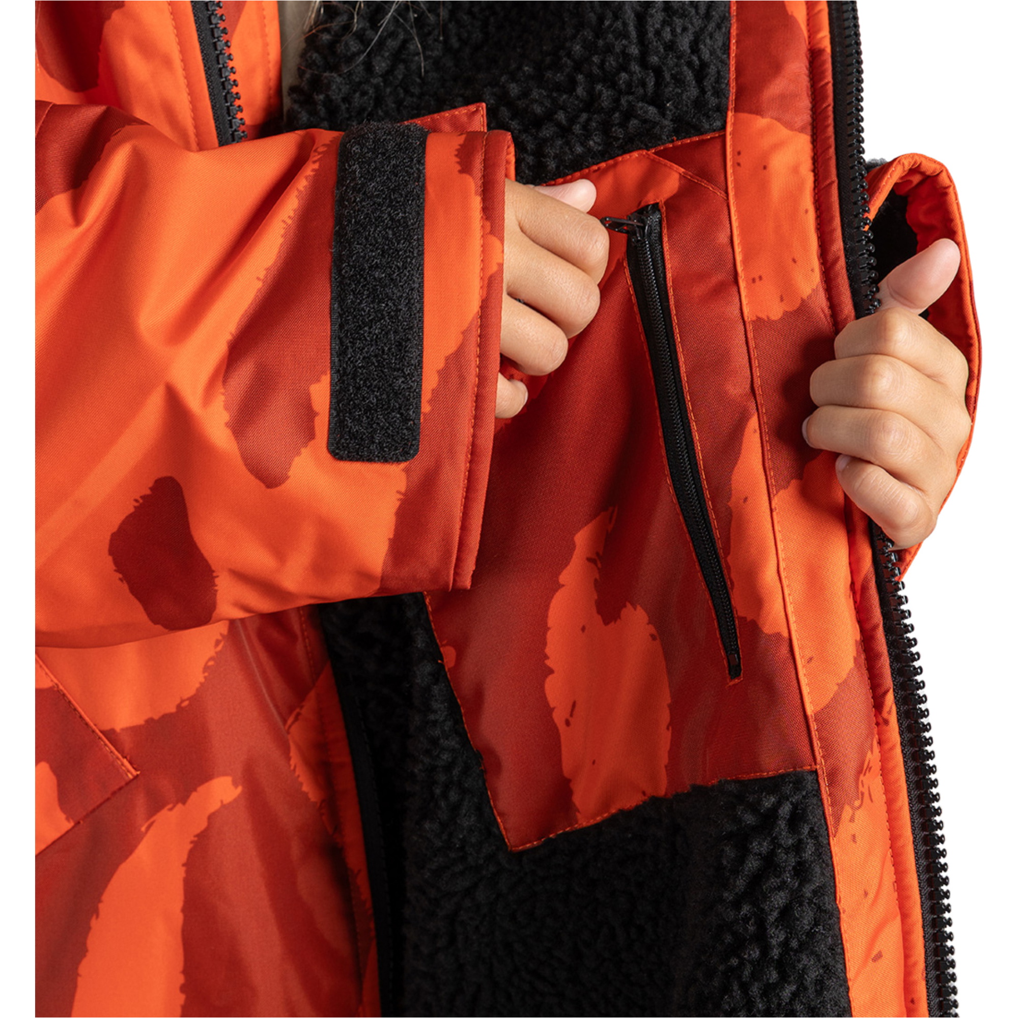2026 Dryrobe Advance Junior Long Sleeve Changing Robe V3KSLSDA - Mosaic Palm